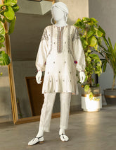 JJLK-S-JSS-22-335 FB/Ivory Amore