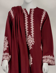 maroon-karandi-embroidered-unstitched-3pc-jlu253630u