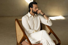 TILBURG - OFF WHITE EXCLUSIVE KAMEEZ SHALWAR