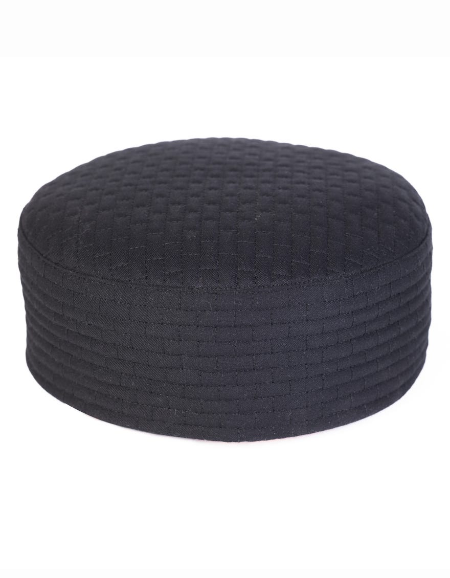 BLACK BLENDED CAP