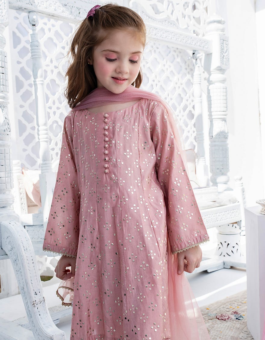 JGKL-S-22-1559 FB/Pink Kamdani