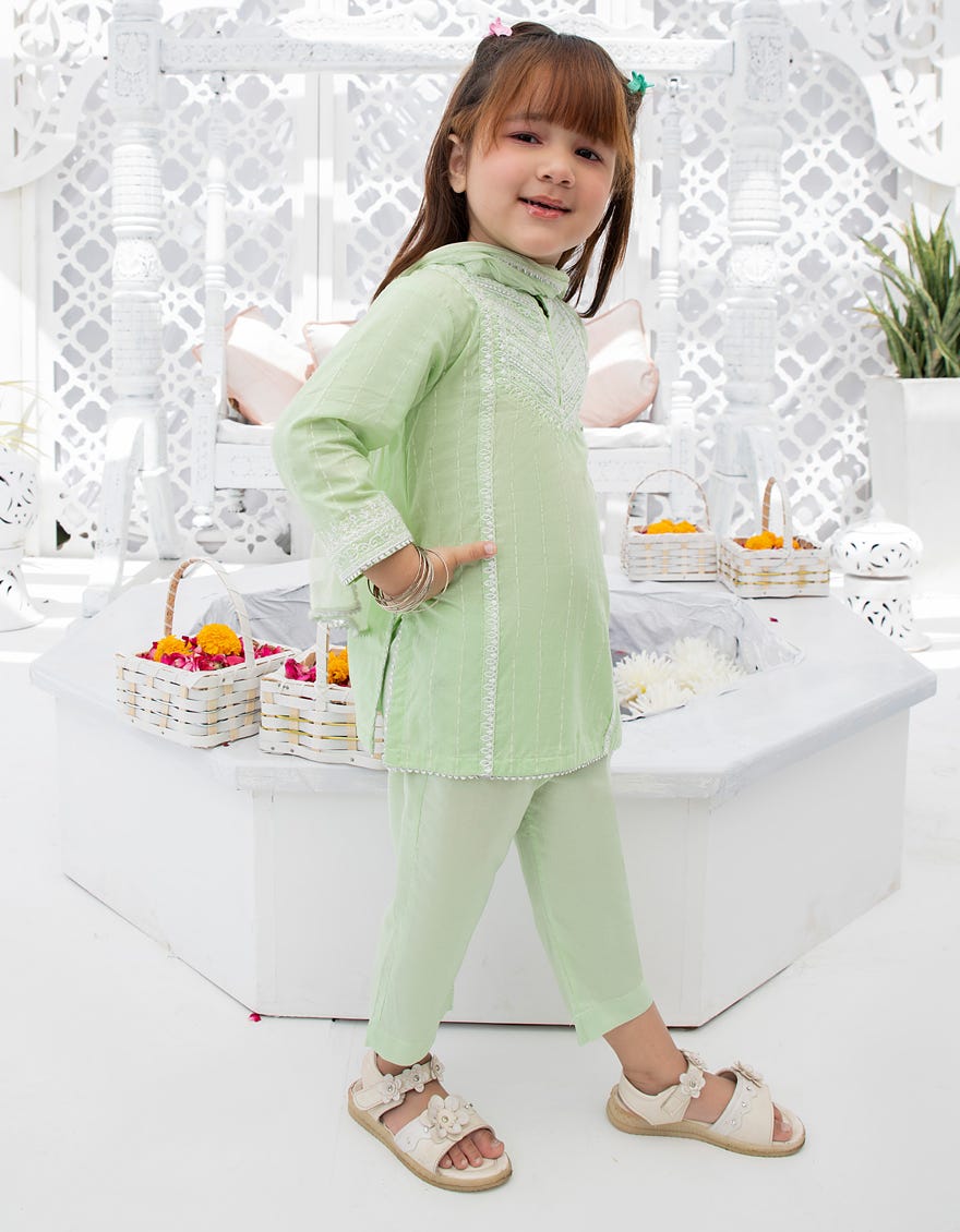 JIK-S-JGKL-22-1565 FB/Lilly