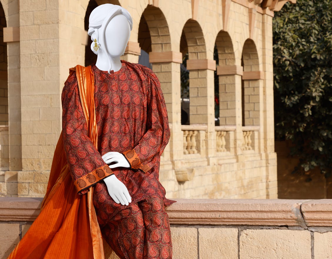 JLAWN-S-22-353 Zaina