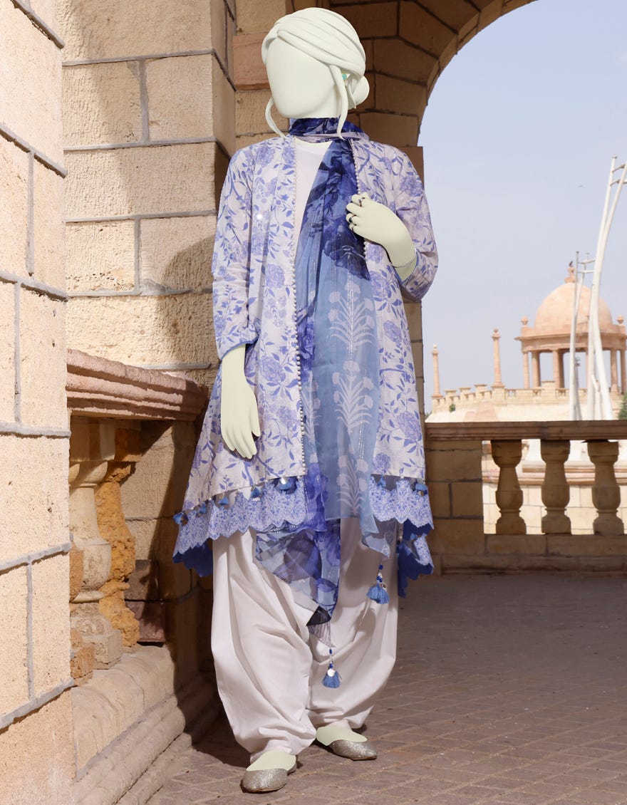 JLAWN-S-22-378 Sienna