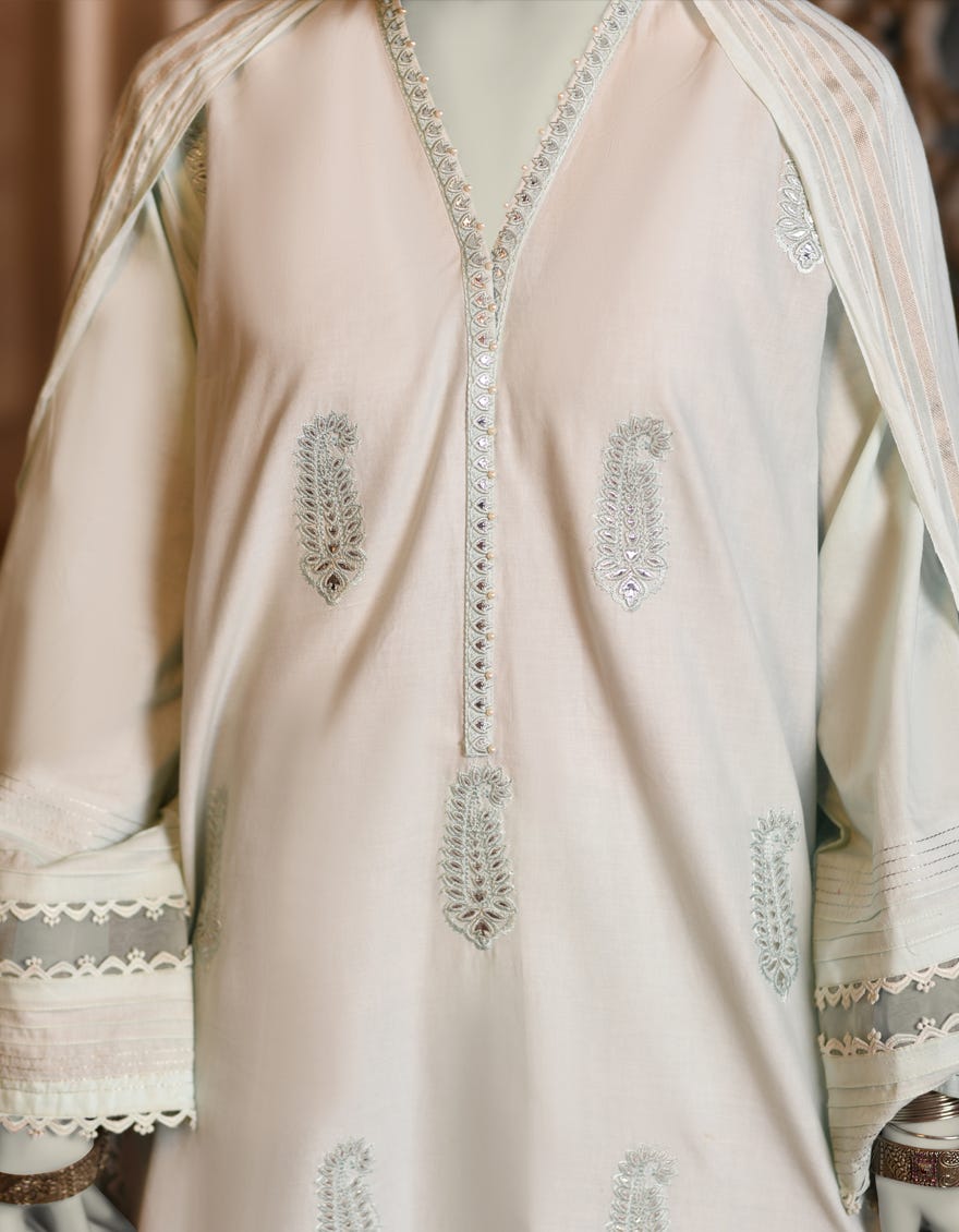 BLUE LAWN EMBROIDERED 3PC STITCHED | JLAWN-S-25-034