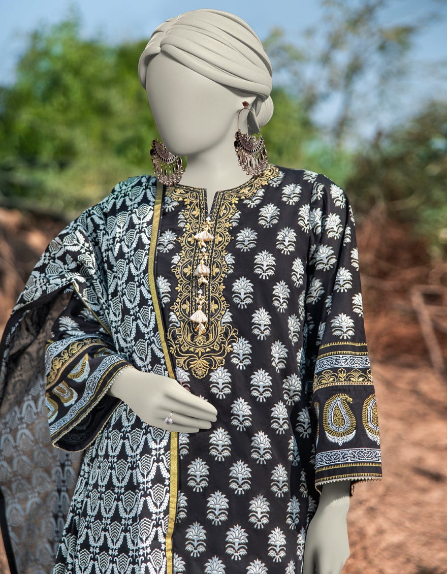 BLACK LAWN EMBROIDERED 3PC STITCHED | JLAWN-S-25-057