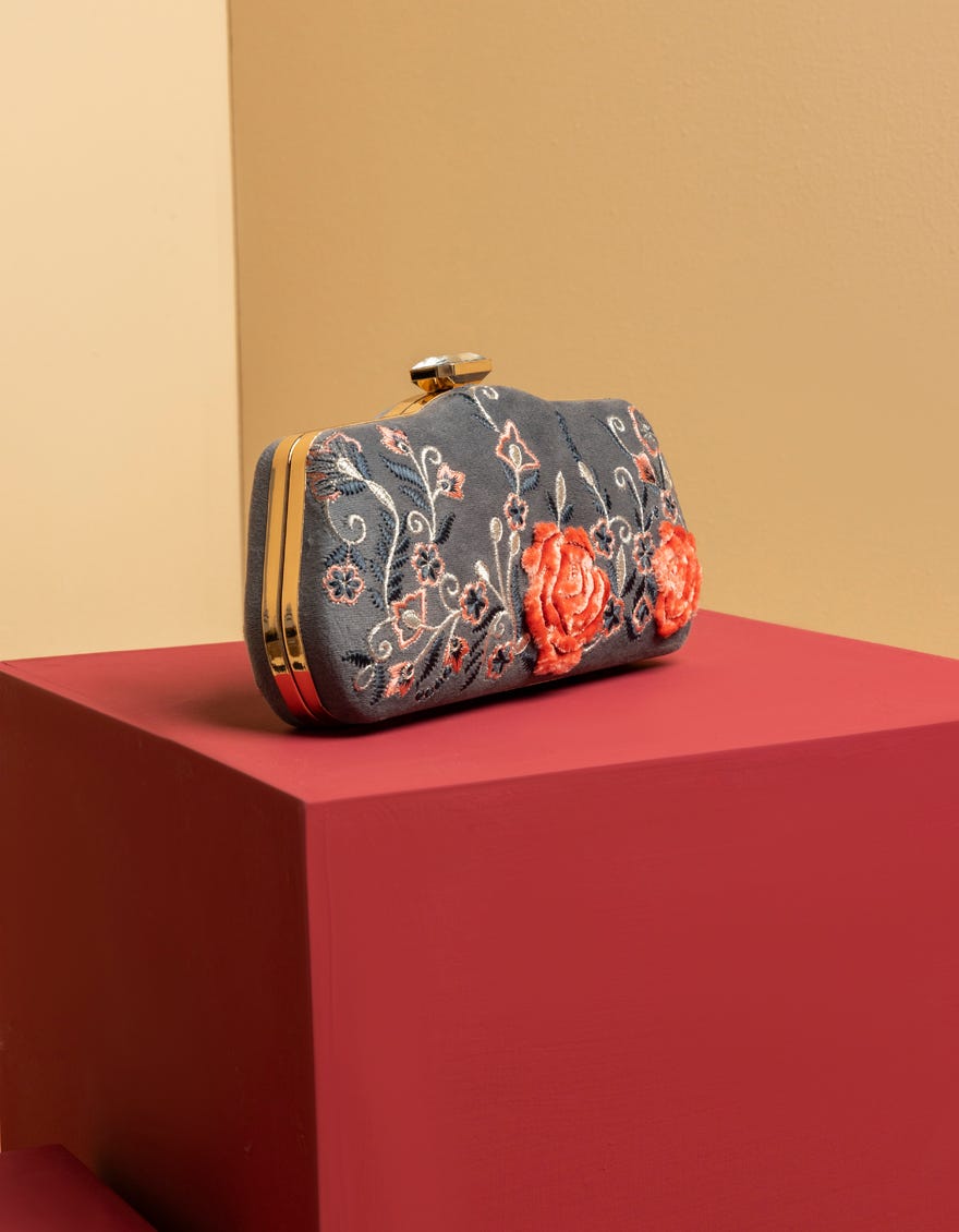 GREY CLUTCH | JJBL-25-092