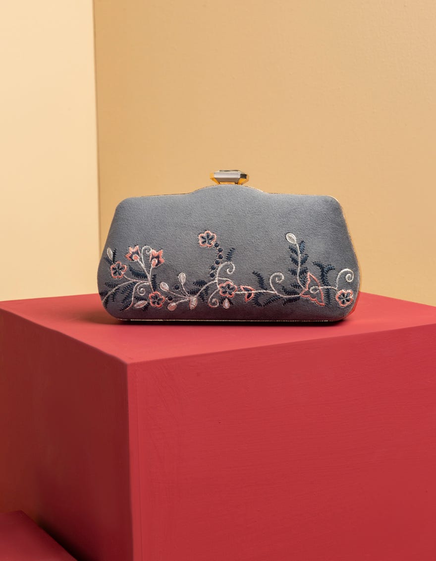 GREY CLUTCH | JJBL-25-092
