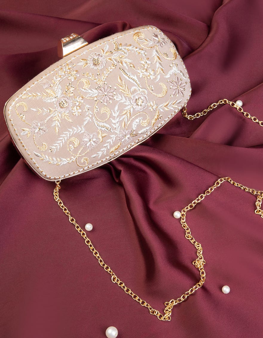 BEIGE CLUTCH