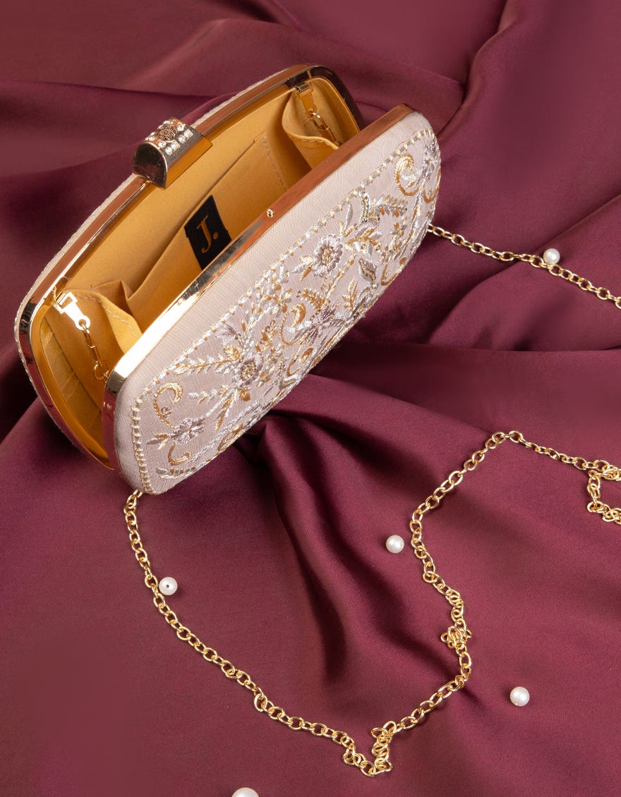 BEIGE CLUTCH