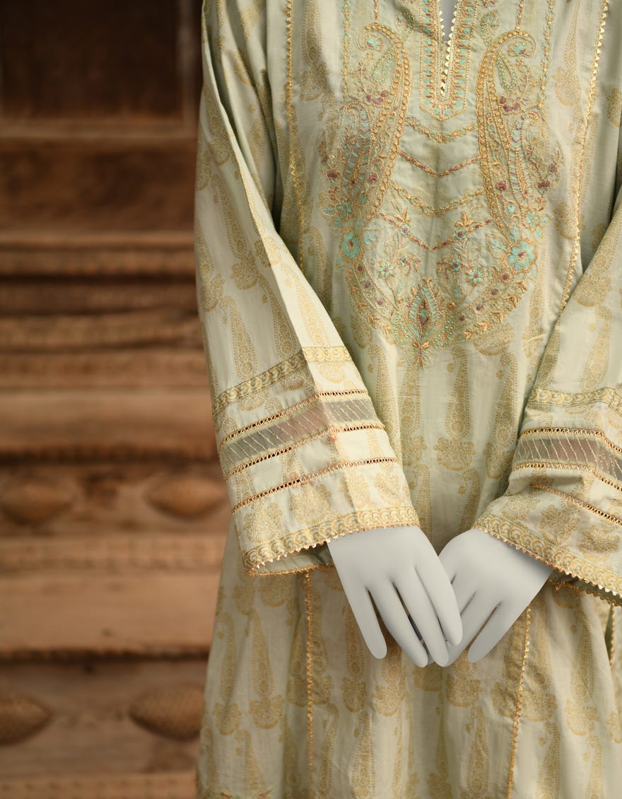 GREEN LAWN EMBROIDERED 2PC STITCHED | JLAWN-S-JST-25-2012
