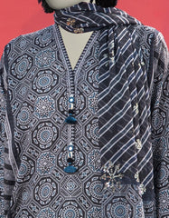 BLACK LAWN EMBROIDERED UNSTITCHED 3PC | JLAWN-S-25-3066