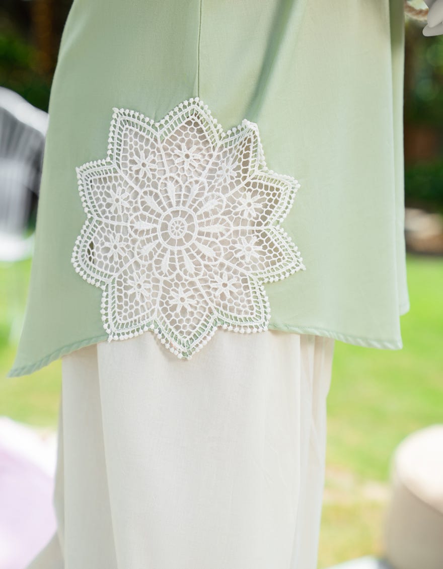 GREEN LAWN EMBROIDERED KURTI