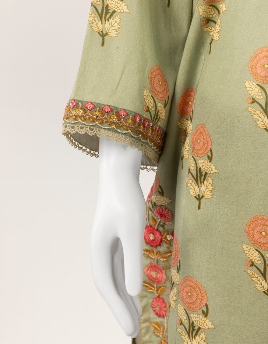 green-lawn-embroidered-stitched-3pc-jls26554s