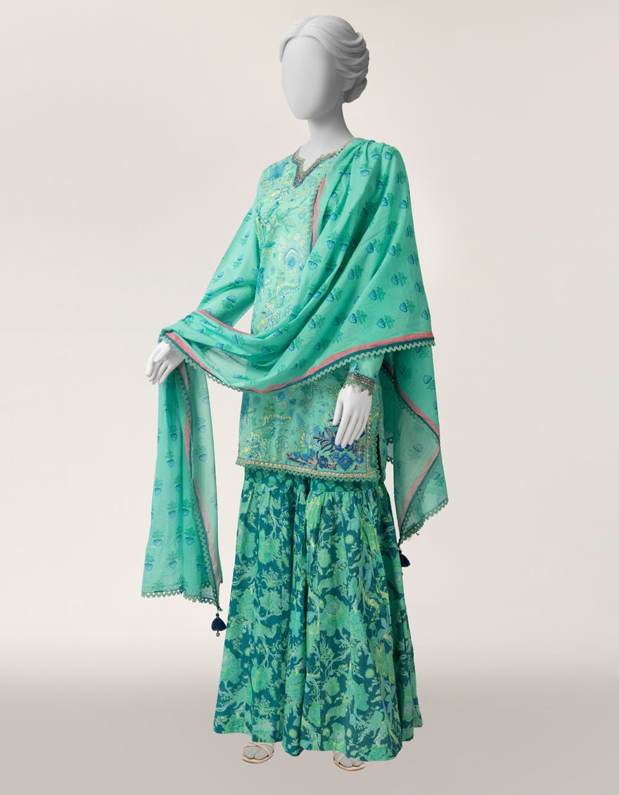 green-lawn-embroidered-stitched-3pc-jls26556s