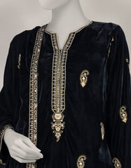 black-velvet-embroidered-unstitched-3pc-jlu253623u