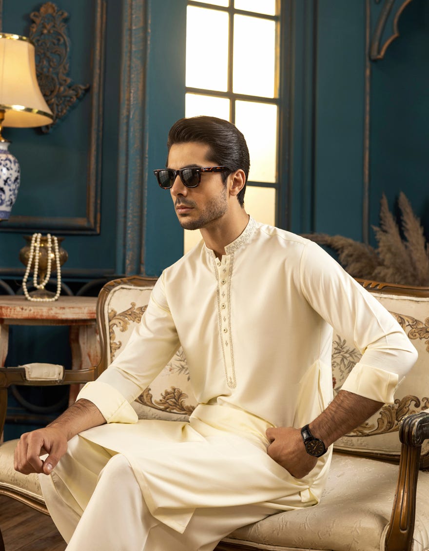 CREAM BLENDED KAMEEZ SHALWAR | JJKS-S-37572