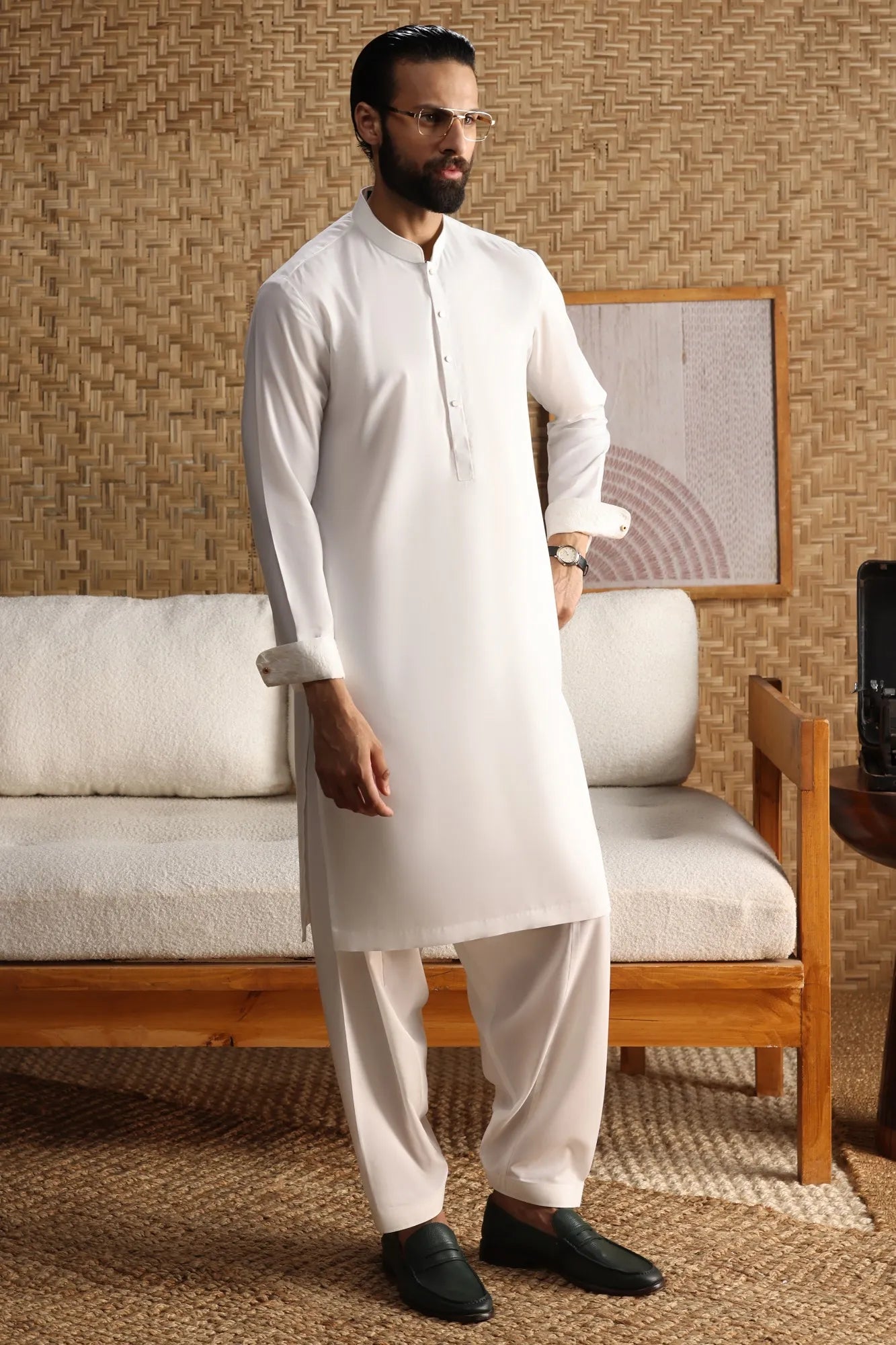 HAARLEM - WHITE EXCLUSIVE KAMEEZ SHALWAR