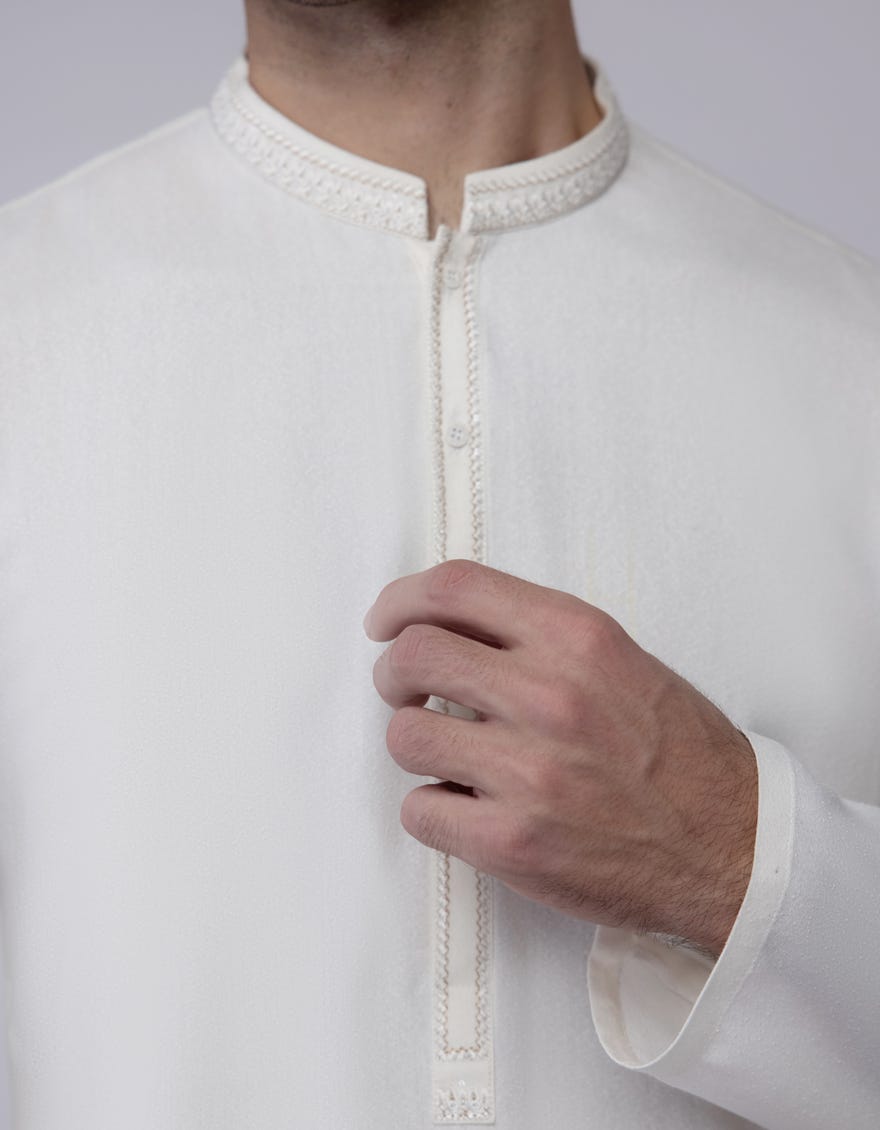 CREAM BLENDED KAMEEZ SHALWAR | JJKS-A-50032