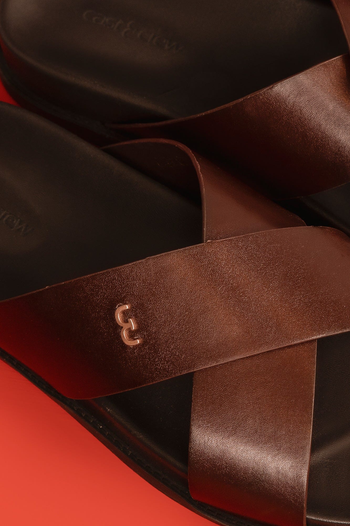 COFFEE CROSSOVER LEATHER SANDALS | CCFW-MS-002