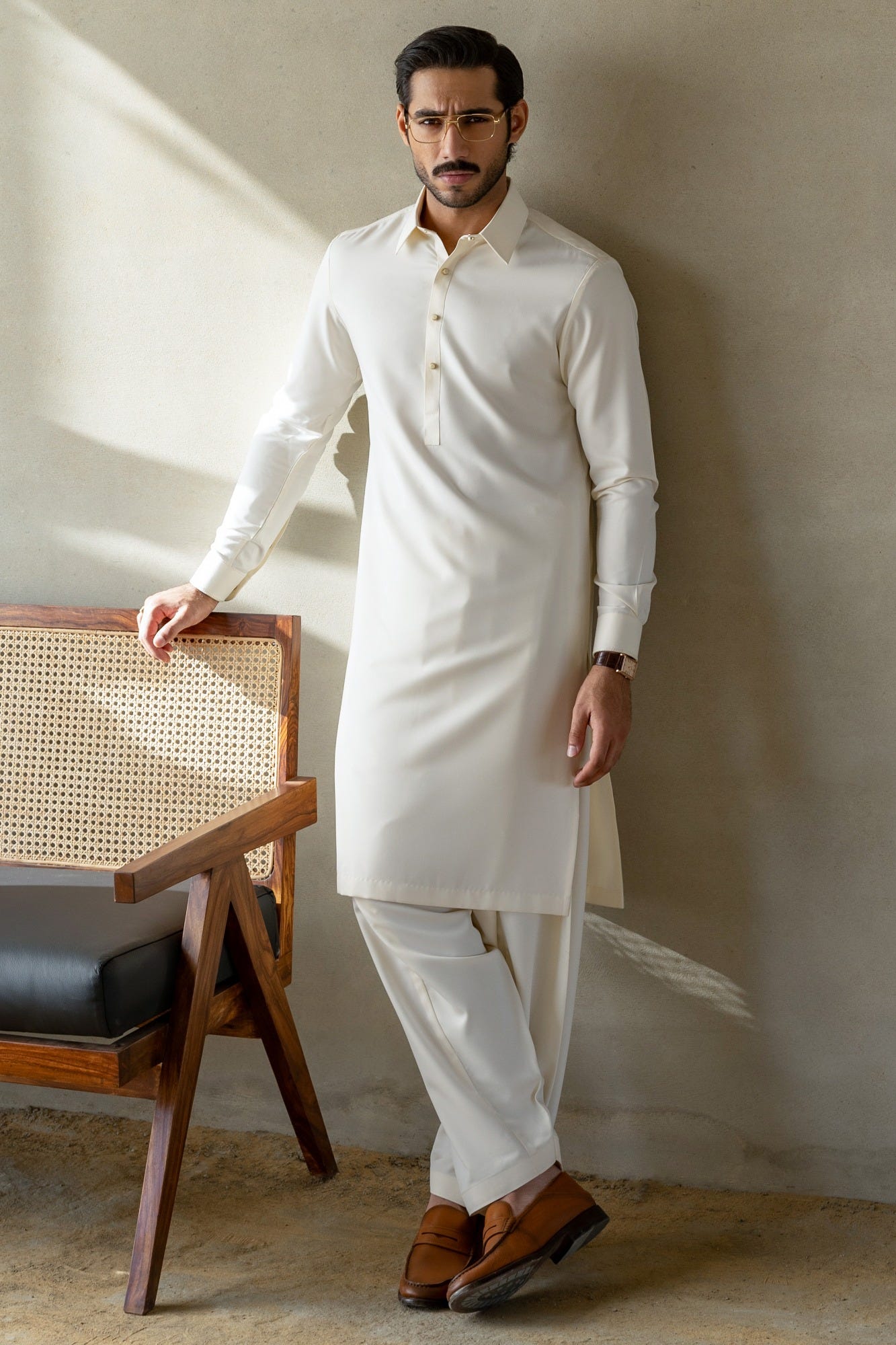laren-cream-exclusive-kameez-shalwar-ccmkss39658c3
