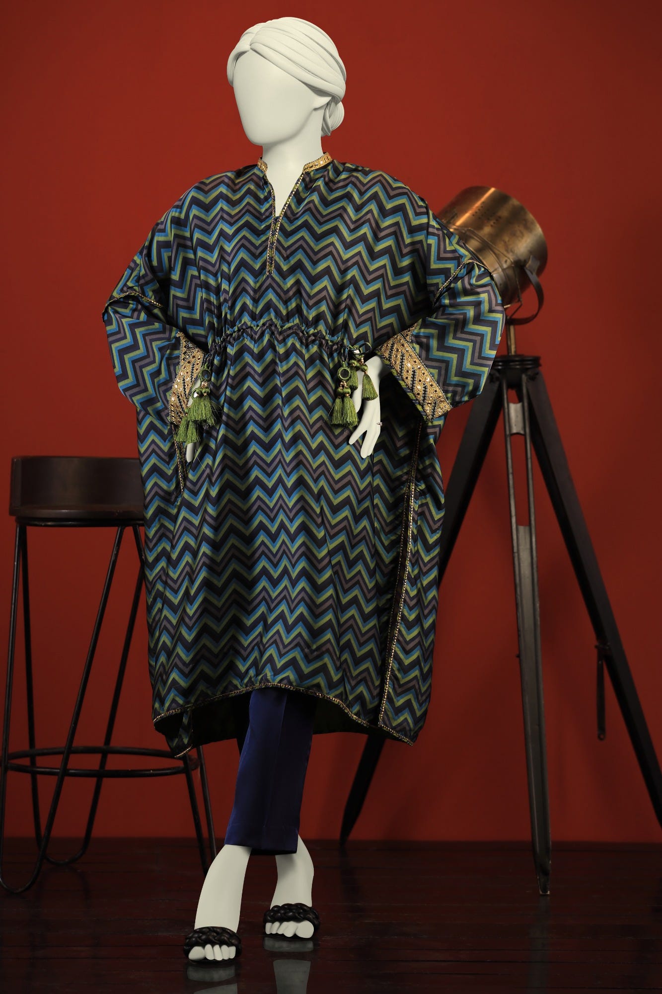 CCW-1PS-S-22-227 Peacock
