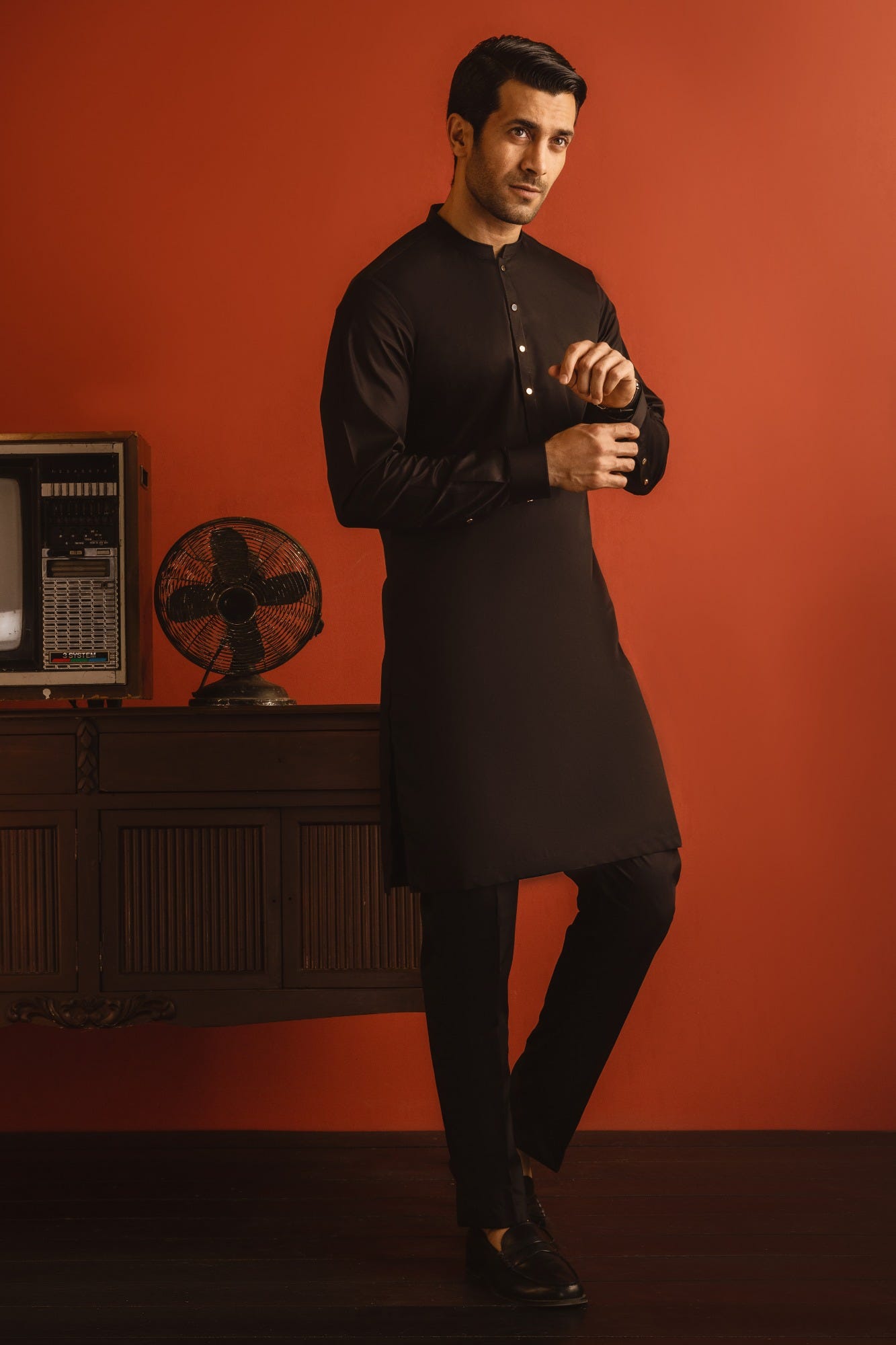 FINLAND - BLACK COTTON KURTA TROUSER