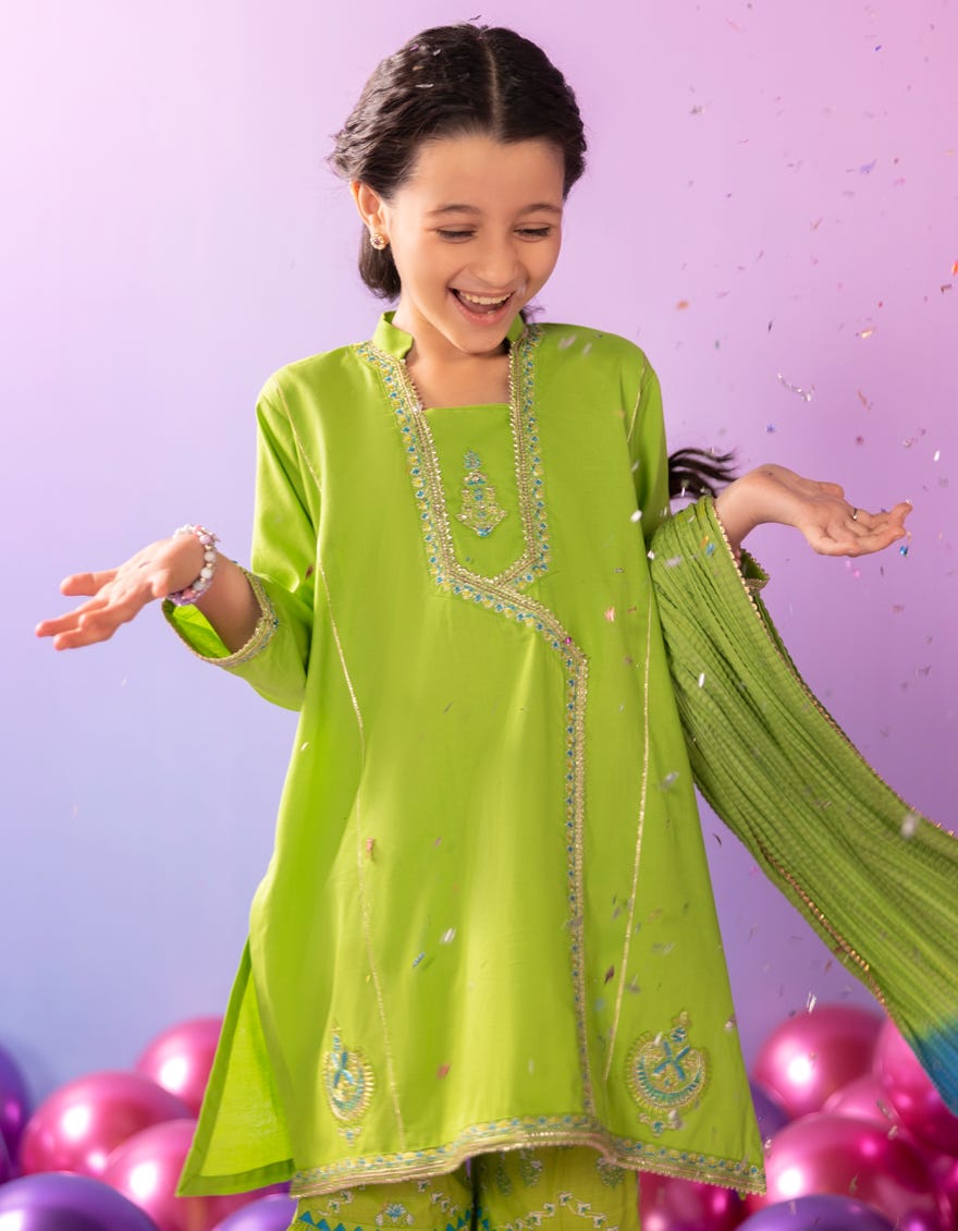 GREEN LAWN SILK EMBROIDERED 3PC STITCHED