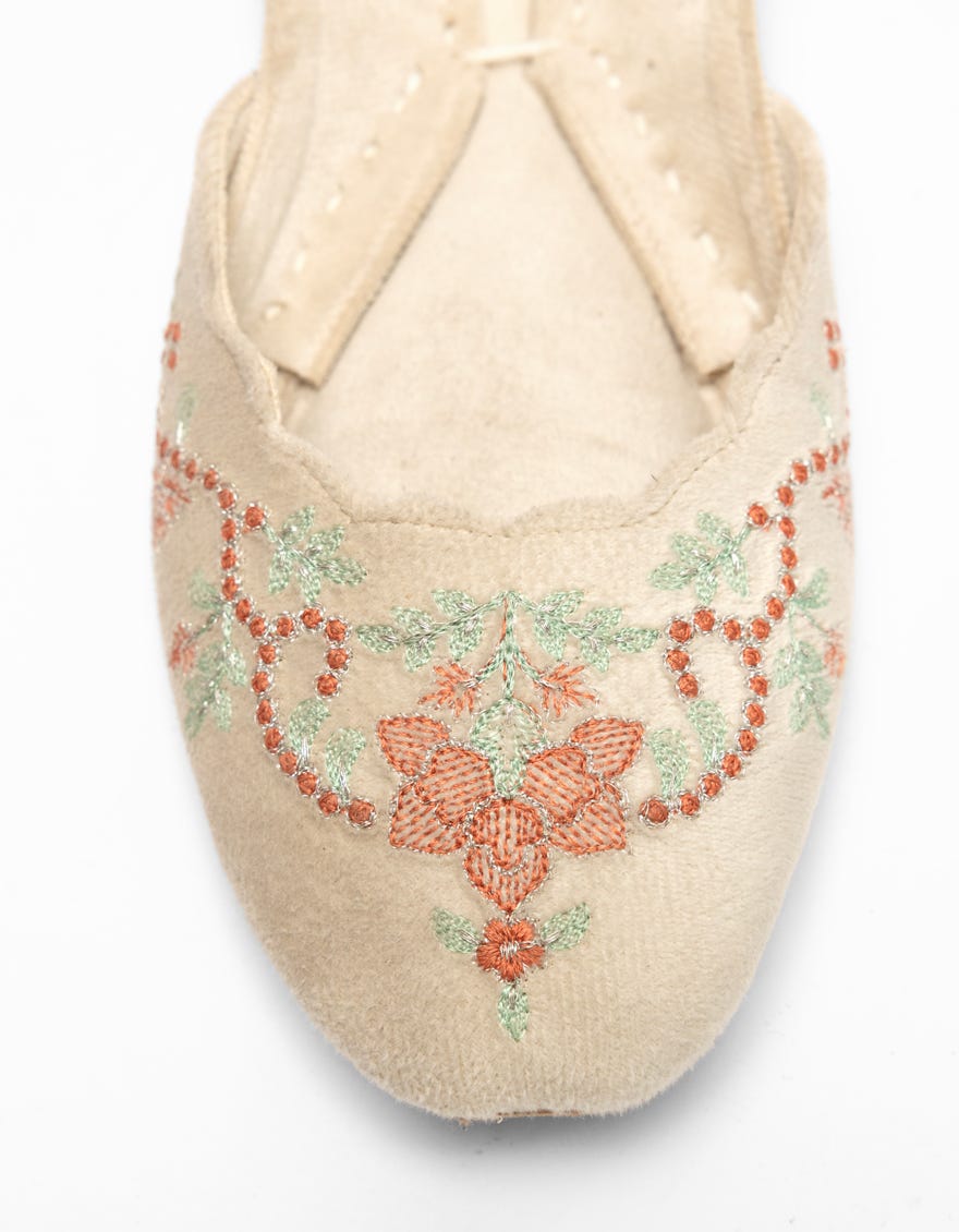 beige-suede-khussa-jjlkh26373