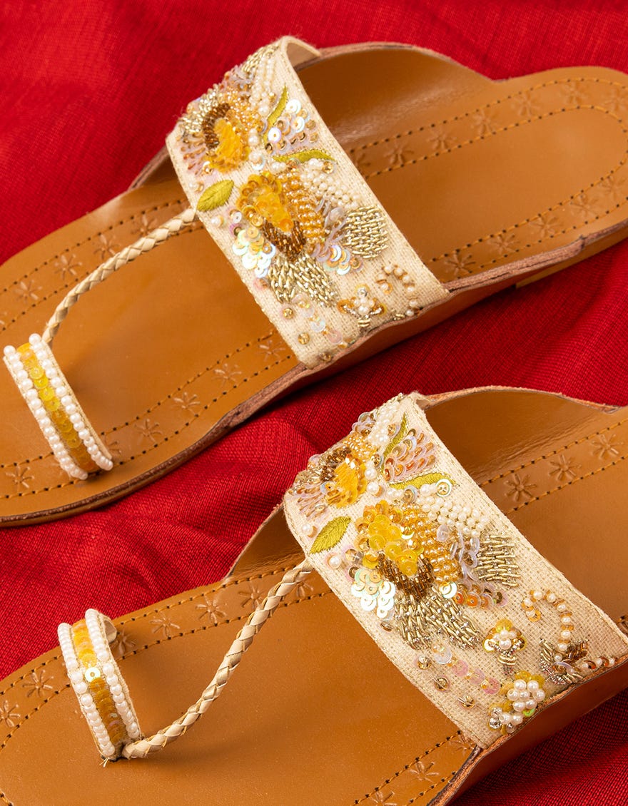 BEIGE CHAPPAL | JLFWC-22-002