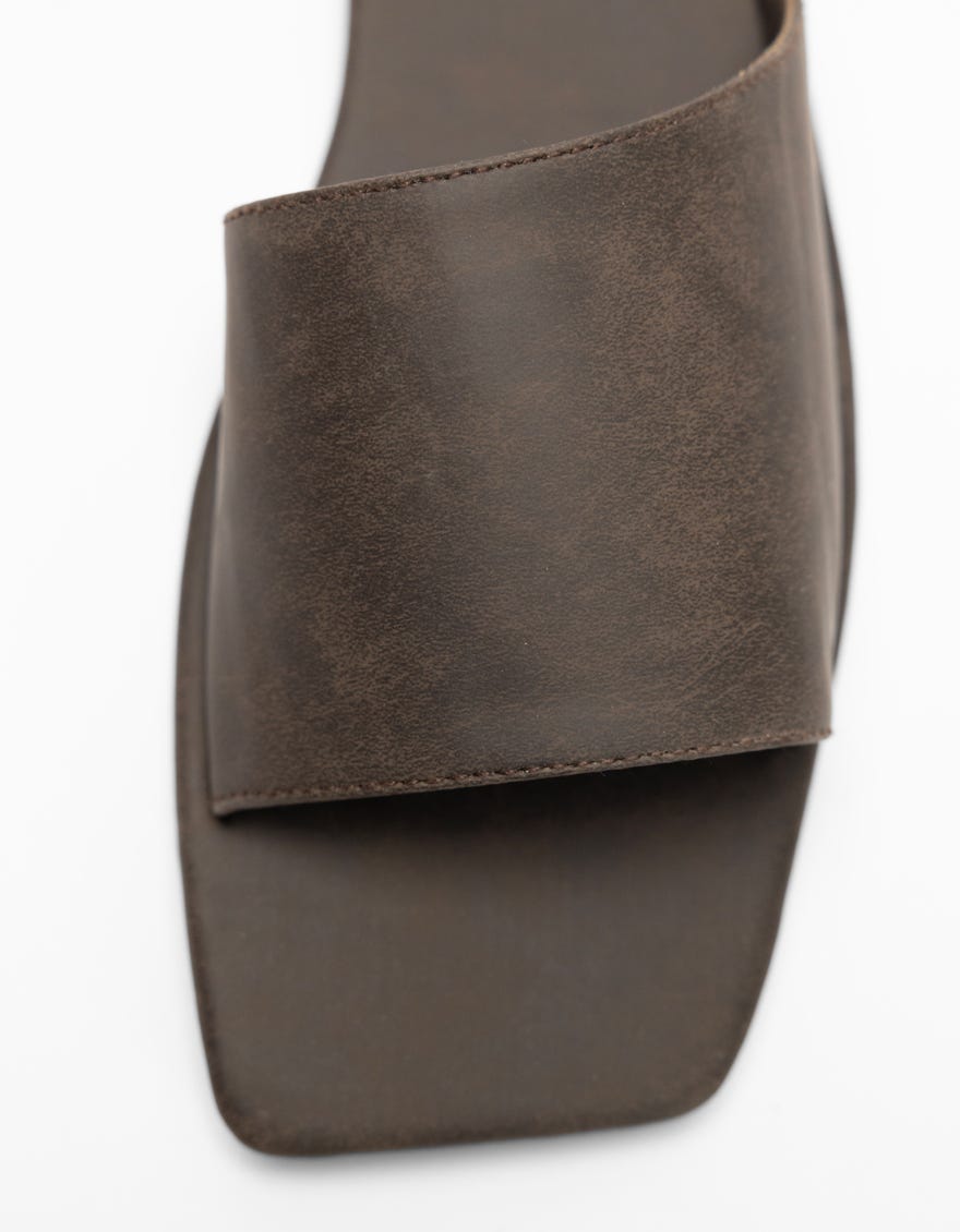 brown-chappal-jlfwc261311