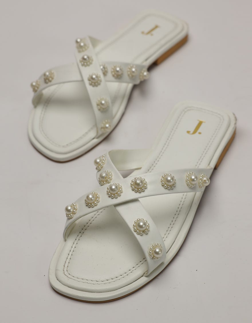 white-kolhapuri-jlfwc261315
