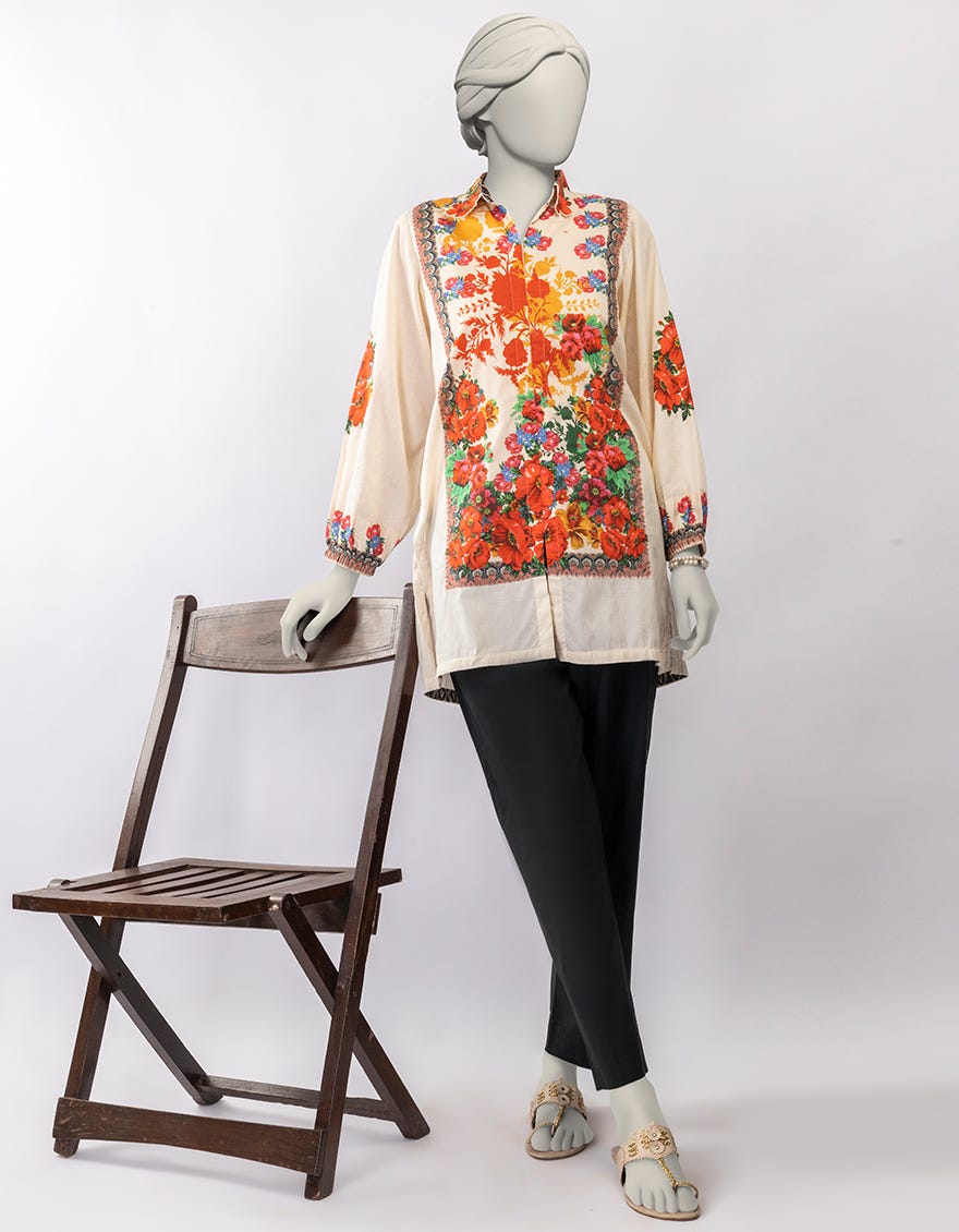 BEIGE DOBBY APPLIQUÉ KURTI
