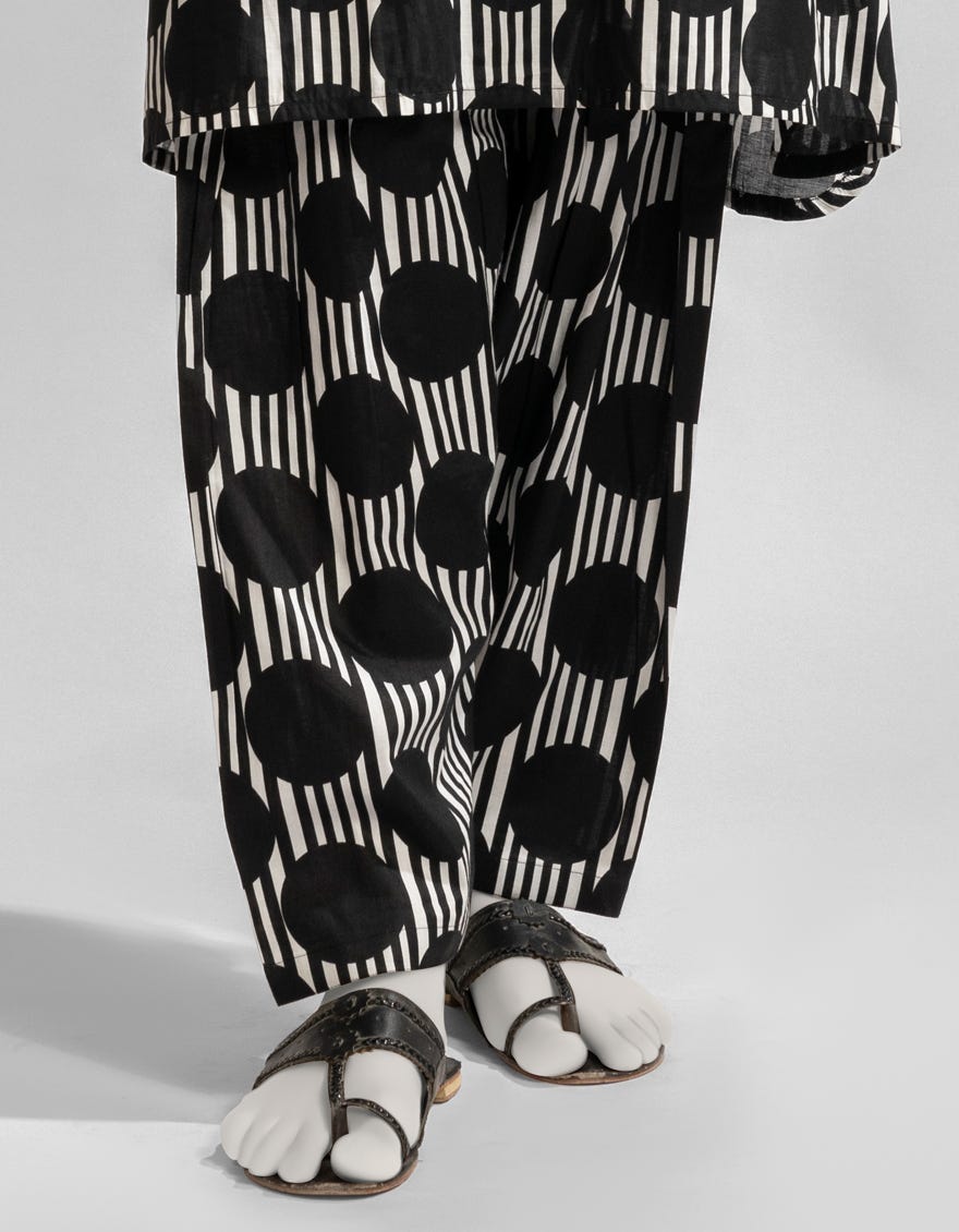 BLACK LAWN PRINTED SHALWAR
