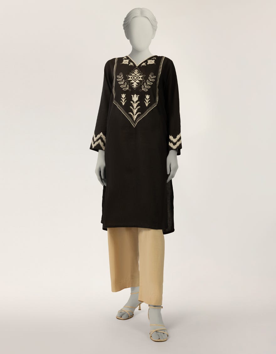 black-dobby-embroidered-kurta-jss26633s