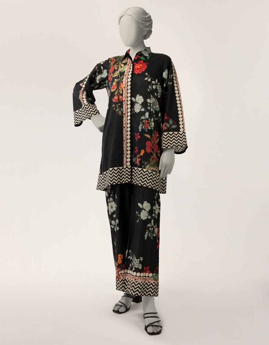 black-lawn-digital-printed-co-ord-set-jst262363s