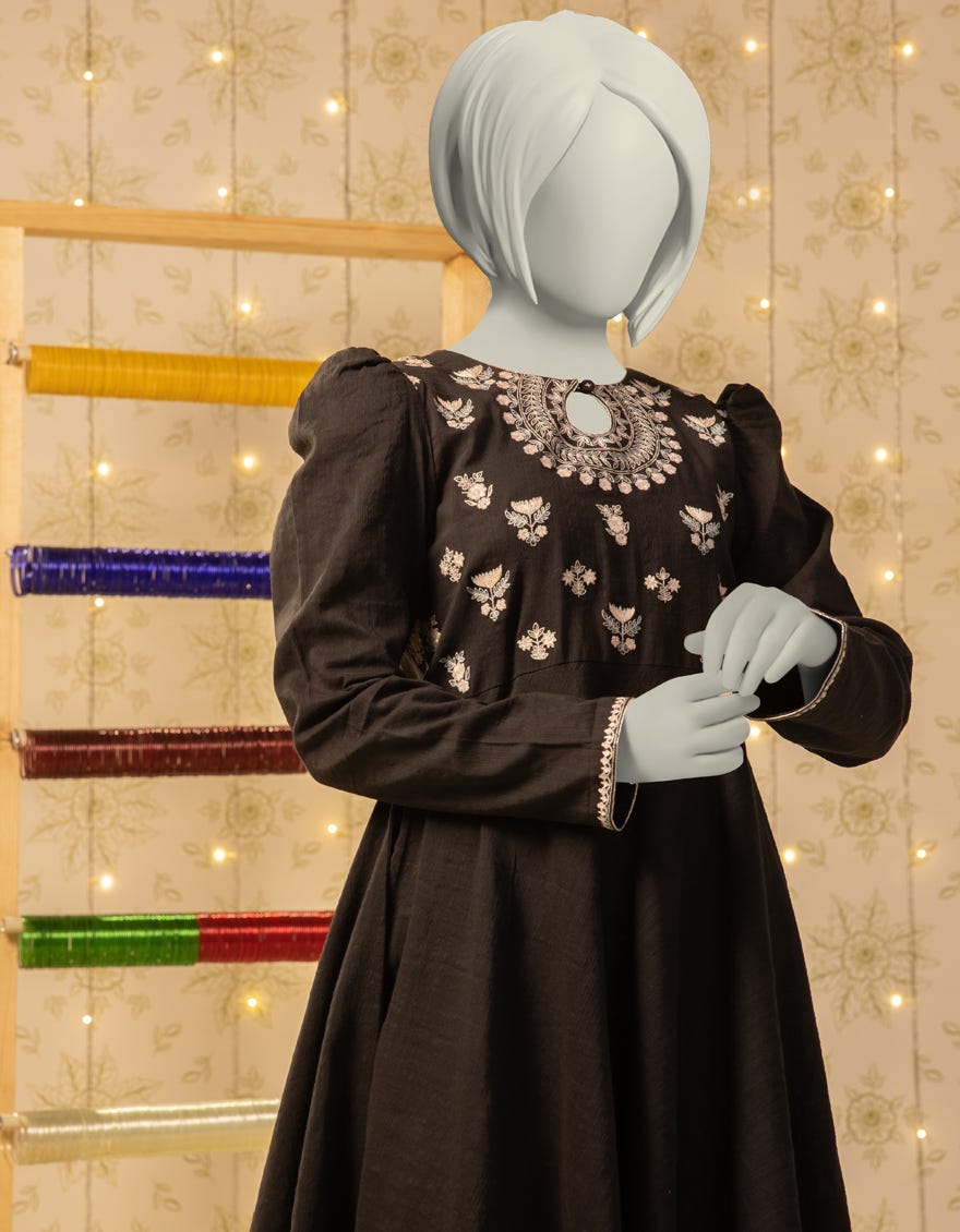 BLACK TEXTURED EMBROIDERED KURTI